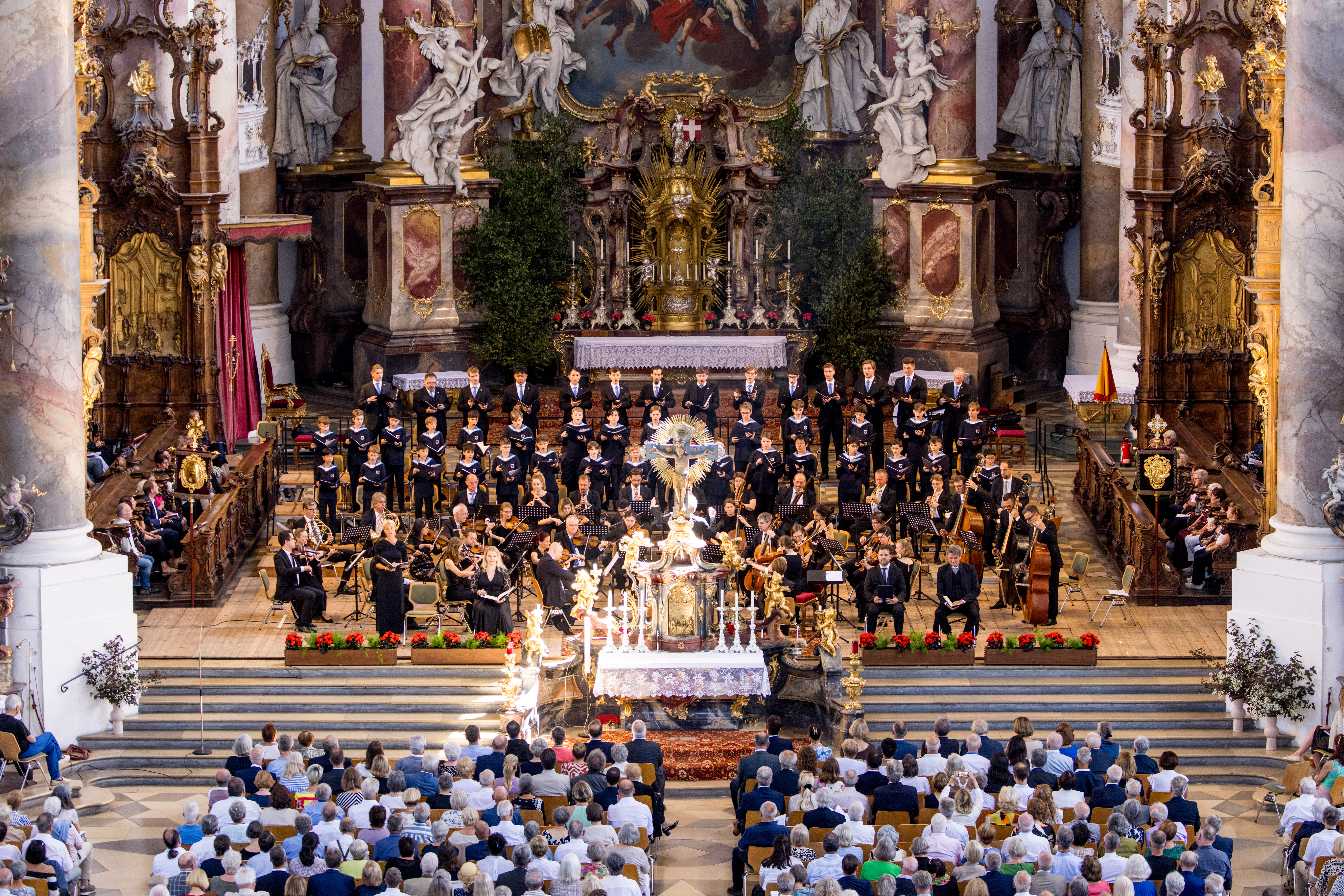 2. Basilikakonzert: Carl-Philipp-Emanuel-Bach-Chor Hamburg, Orchester Staatstheater am Gärtnerplatz, Ltg.: Hansjörg Albrecht